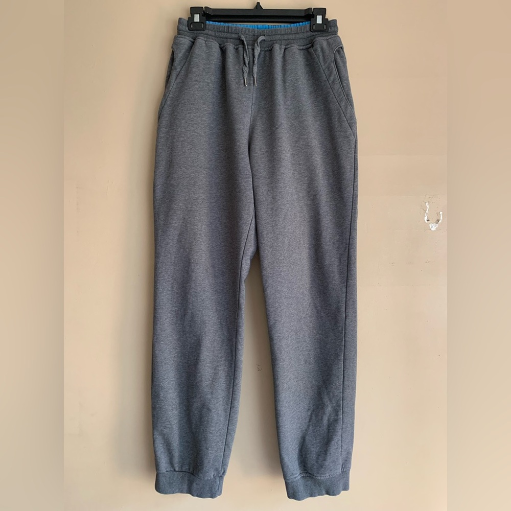 Gray Joggers with Elastic Waistband and Tapered Ankles M/L Tall